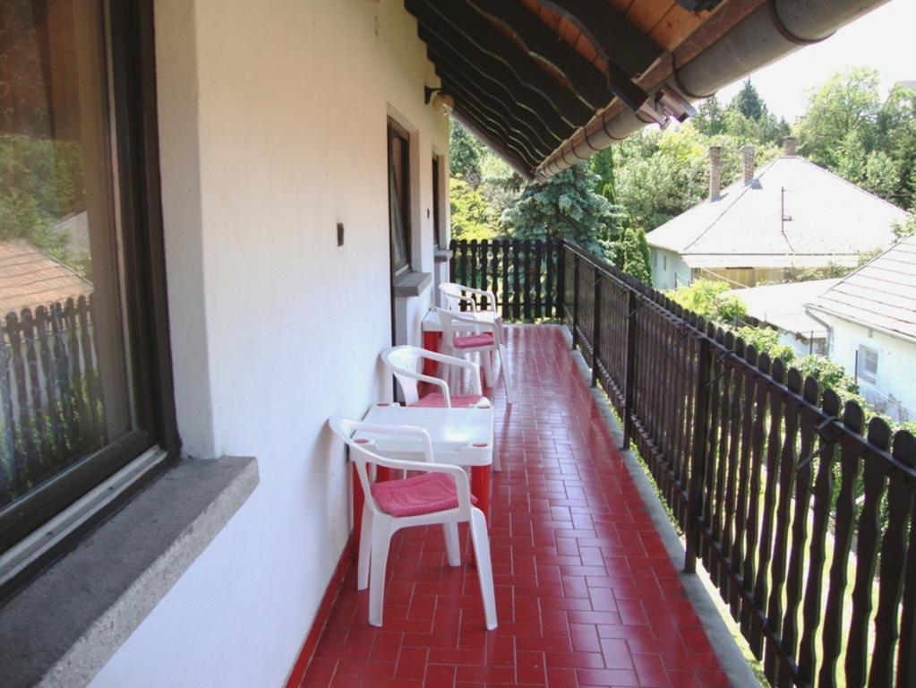 Apartamento Gyöngyvirág Vendégház Balatonboglár Habitación foto
