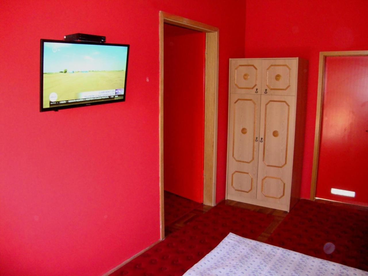 Apartamento Gyöngyvirág Vendégház Balatonboglár Exterior foto