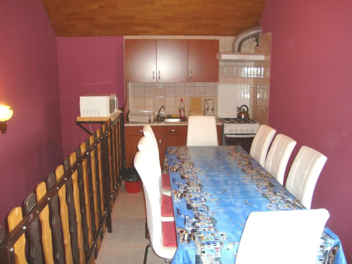 Apartamento Gyöngyvirág Vendégház Balatonboglár Exterior foto