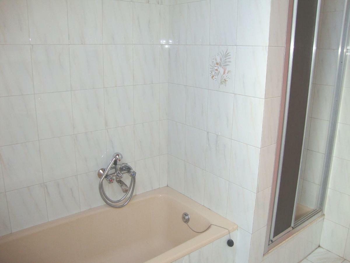 Apartamento Gyöngyvirág Vendégház Balatonboglár Exterior foto