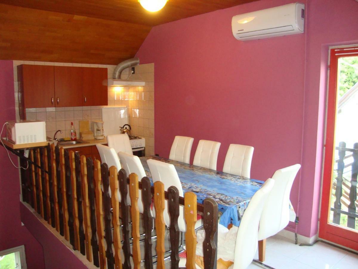 Apartamento Gyöngyvirág Vendégház Balatonboglár Exterior foto