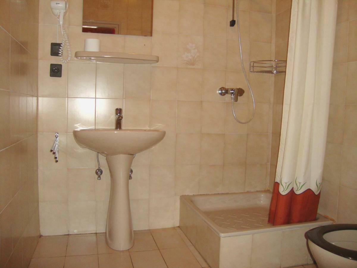 Apartamento Gyöngyvirág Vendégház Balatonboglár Exterior foto